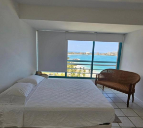 Hermoso apartamento vista al mar con balcon
